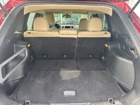 More photos of 2016 Jeep Cherokee Limited at Zeigler GMC of Holland, MI