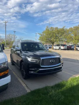More photos of 2023 INFINITI QX80 Sensory at Zeigler GMC of Holland, MI