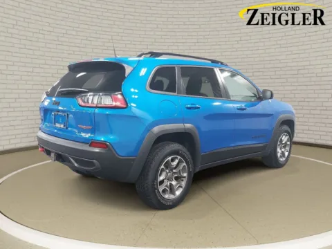 More photos of 2023 Jeep Cherokee Trailhawk at Zeigler GMC of Holland, MI