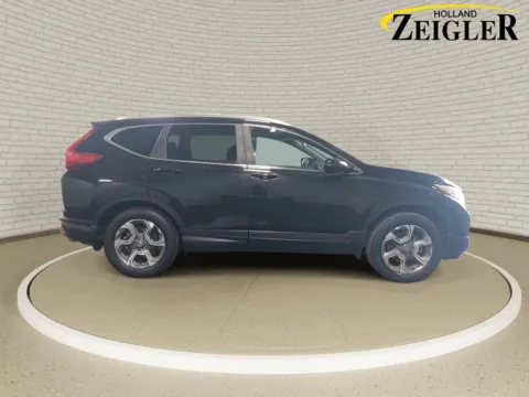 More photos of 2017 Honda CR-V EX at Zeigler GMC of Holland, MI