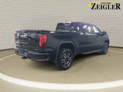 More photos of 2022 GMC Sierra 1500 AT4 at Zeigler GMC of Holland, MI