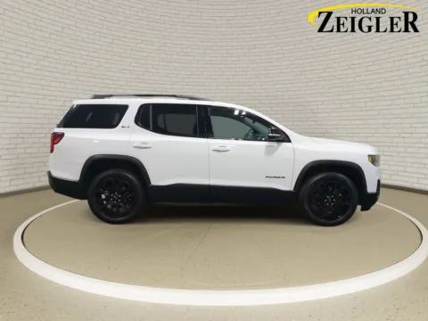 More photos of 2023 GMC Acadia SLT at Zeigler GMC of Holland, MI