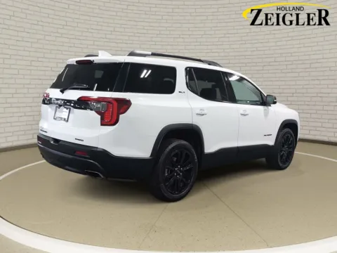 More photos of 2023 GMC Acadia SLT at Zeigler GMC of Holland, MI