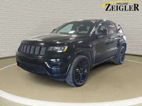 Black 2019 Jeep Grand Cherokee Altitude for sale in Holland, MI