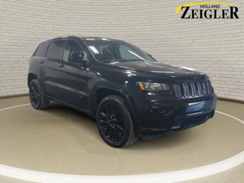Another view of 2019 Jeep Grand Cherokee Altitude for sale in Holland, MI at Zeigler GMC of Holland