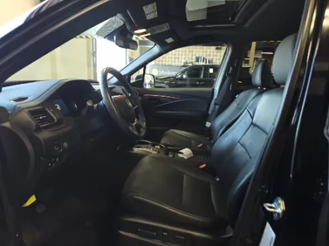More photos of 2023 Honda Passport EX-L at Zeigler GMC of Holland, MI