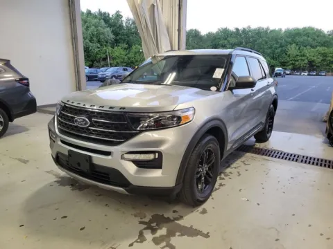 More photos of 2022 Ford Explorer XLT at Zeigler GMC of Holland, MI