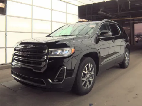 More photos of 2023 GMC Acadia SLT at Zeigler GMC of Holland, MI