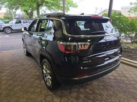 Another view of 2022 Jeep Compass Latitude Lux for sale in Holland, MI at Zeigler GMC of Holland