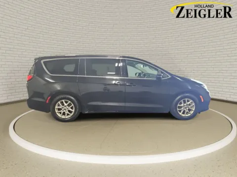 More photos of 2024 Chrysler Pacifica Touring L at Zeigler GMC of Holland, MI