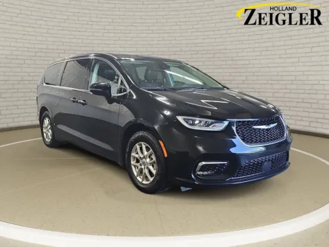 Another view of 2024 Chrysler Pacifica Touring L for sale in Holland, MI at Zeigler GMC of Holland