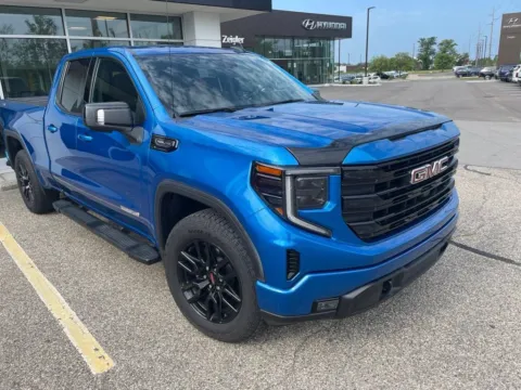 More photos of 2023 GMC Sierra 1500 Elevation at Zeigler GMC of Holland, MI