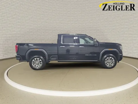 More photos of 2024 GMC Sierra 3500 HD Denali Ultimate at Zeigler GMC of Holland, MI