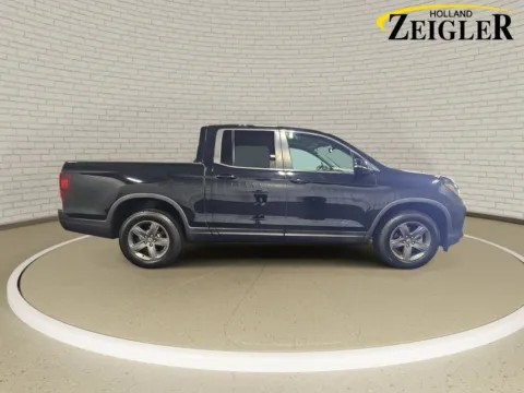 More photos of 2023 Honda Ridgeline RTL at Zeigler GMC of Holland, MI