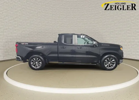 More photos of 2023 Chevrolet Silverado 1500 LT at Zeigler GMC of Holland, MI