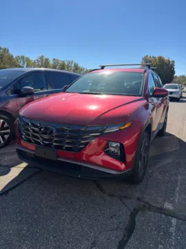 Red 2022 Hyundai Tucson SEL for sale in Holland, MI