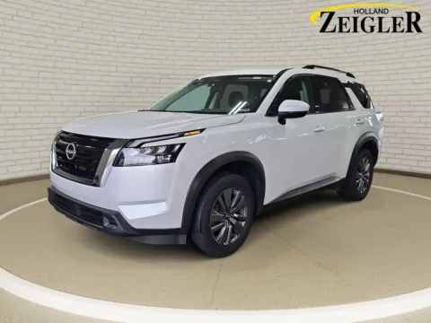 White 2025 Nissan Pathfinder SV for sale in Holland, MI
