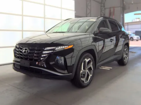 Black 2023 Hyundai Tucson SEL for sale in Holland, MI