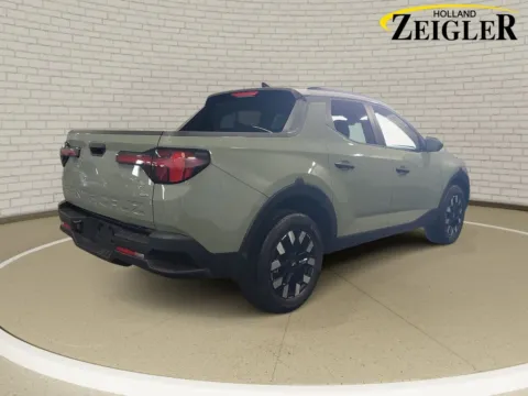 More photos of 2025 Hyundai Santa Cruz SEL at Zeigler GMC of Holland, MI