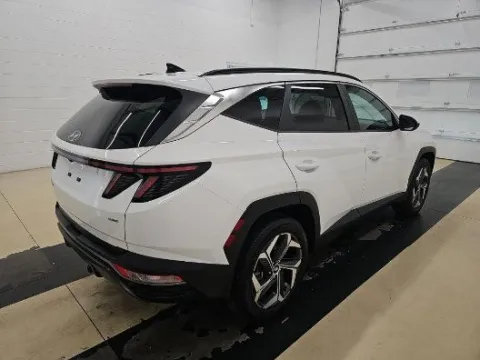 More photos of 2022 Subaru Legacy Premium at Zeigler GMC of Holland, MI