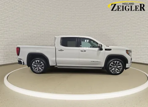 More photos of 2022 GMC Sierra 1500 Limited Denali at Zeigler GMC of Holland, MI