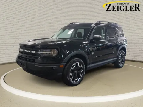 Black 2023 Ford Bronco Sport Outer Banks for sale in Holland, MI