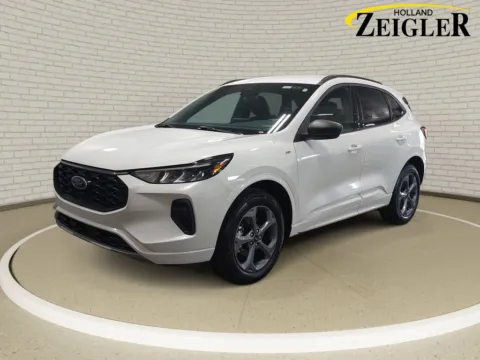 White 2024 Ford Escape ST-Line for sale in Holland, MI