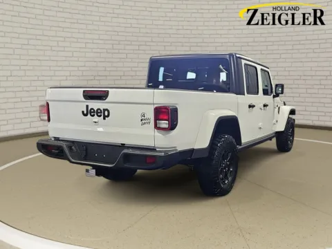 More photos of 2023 Jeep Gladiator Willys at Zeigler GMC of Holland, MI