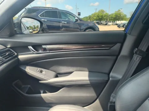More photos of 2022 Honda Accord Sport at Zeigler GMC of Holland, MI