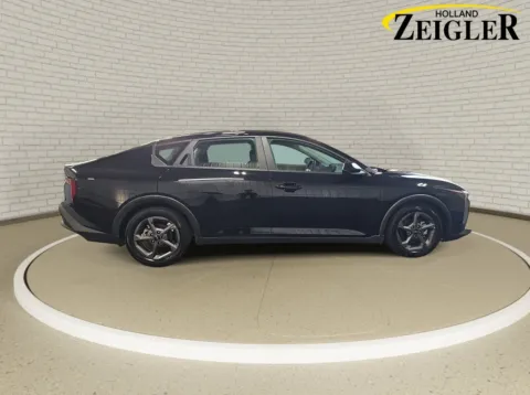More photos of 2025 Kia K4 LXS at Zeigler GMC of Holland, MI