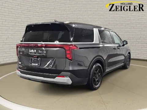 More photos of 2026 Kia Carnival LXS at Zeigler GMC of Holland, MI