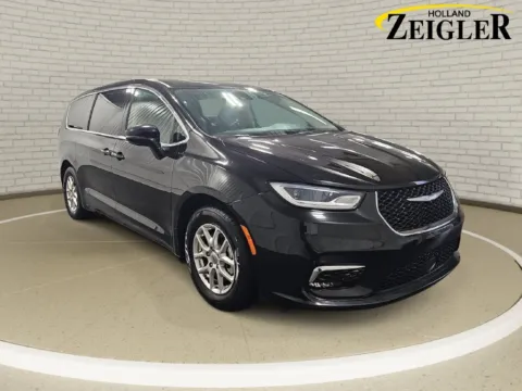 Another view of 2024 Chrysler Pacifica Touring L for sale in Holland, MI at Zeigler GMC of Holland