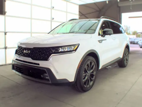 White 2023 Kia Sorento X-Line SX Prestige for sale in Holland, MI