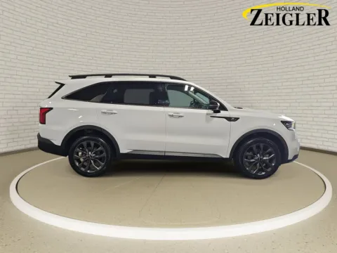 More photos of 2023 Kia Sorento X-Line SX Prestige at Zeigler GMC of Holland, MI