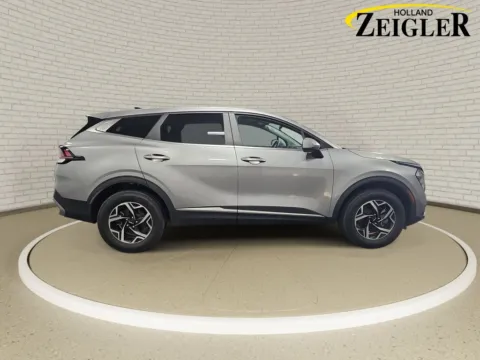 More photos of 2023 Kia Sportage LX at Zeigler GMC of Holland, MI
