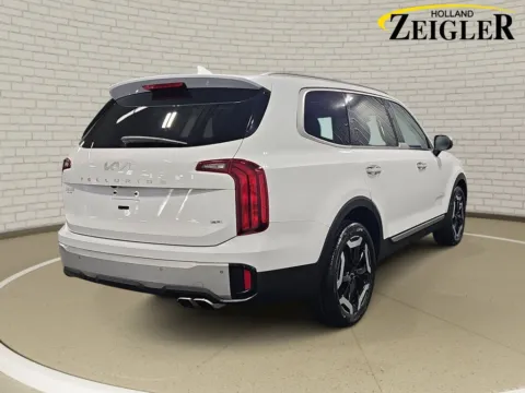 More photos of 2024 Kia Telluride S at Zeigler GMC of Holland, MI