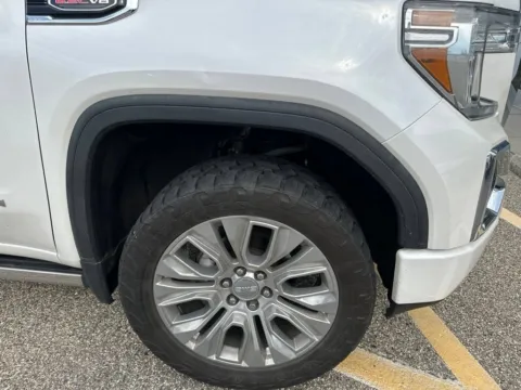 More photos of 2020 GMC Sierra 1500 Denali at Zeigler GMC of Holland, MI