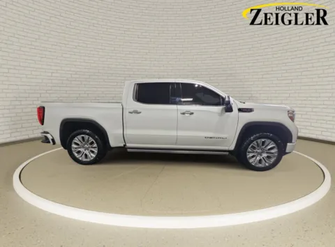More photos of 2020 GMC Sierra 1500 Denali at Zeigler GMC of Holland, MI