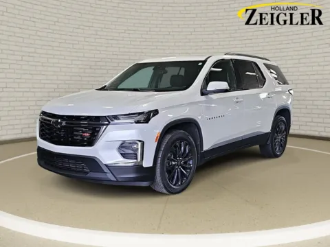 White 2023 Chevrolet Traverse RS for sale in Holland, MI