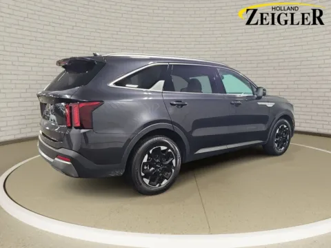 More photos of 2025 Kia Sorento S at Zeigler GMC of Holland, MI