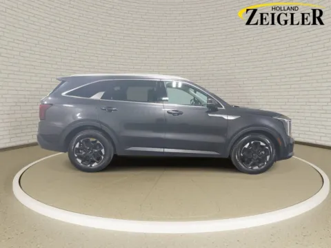 More photos of 2025 Kia Sorento S at Zeigler GMC of Holland, MI