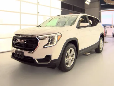 White 2023 GMC Terrain SLE for sale in Holland, MI