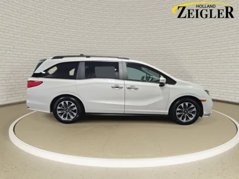 More photos of 2021 Honda Odyssey EX-L at Zeigler GMC of Holland, MI