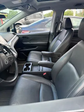 More photos of 2021 Honda Odyssey EX-L at Zeigler GMC of Holland, MI