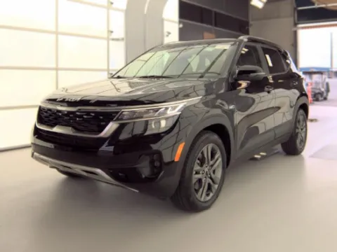 More photos of 2023 Kia Seltos S at Zeigler GMC of Holland, MI