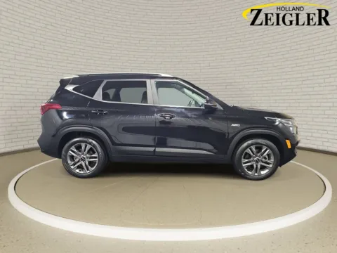 More photos of 2023 Kia Seltos S at Zeigler GMC of Holland, MI