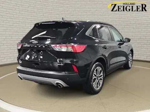 More photos of 2022 Ford Escape SEL at Zeigler GMC of Holland, MI