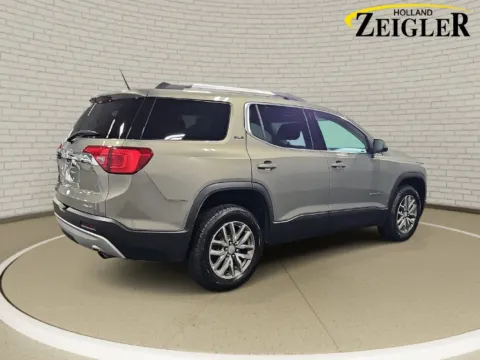 More photos of 2019 GMC Acadia SLE-2 at Zeigler GMC of Holland, MI