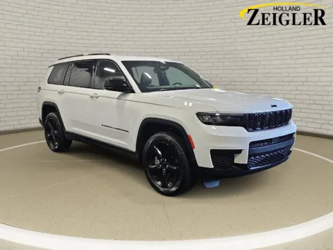 Another view of 2023 Jeep Grand Cherokee L Altitude for sale in Holland, MI at Zeigler GMC of Holland