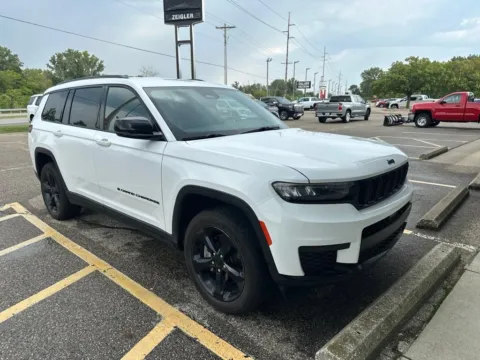 Photos of 2023 Jeep Grand Cherokee L Altitude for sale in Holland, MI at Zeigler GMC of Holland